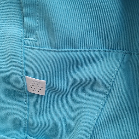 Puma Golf Shorts - Picture 5 of 7